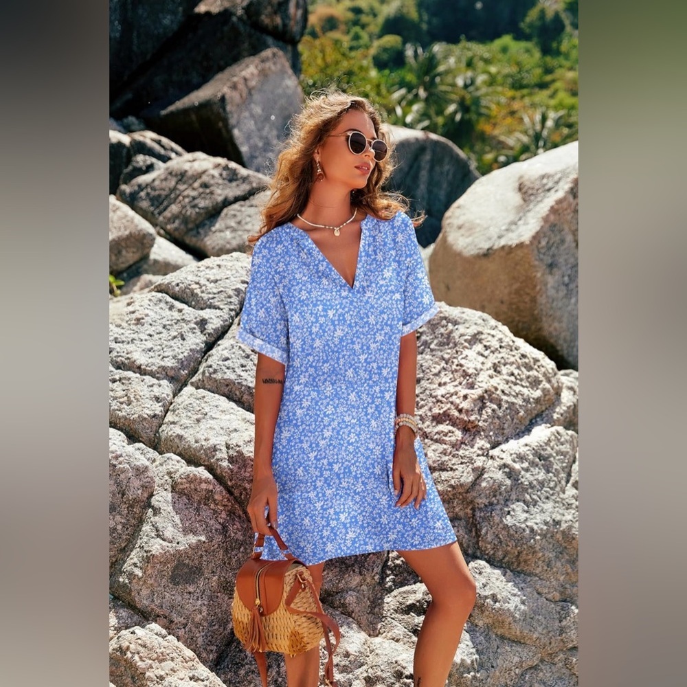 Light Blue Floral V-Neck Tunic Dress - medium